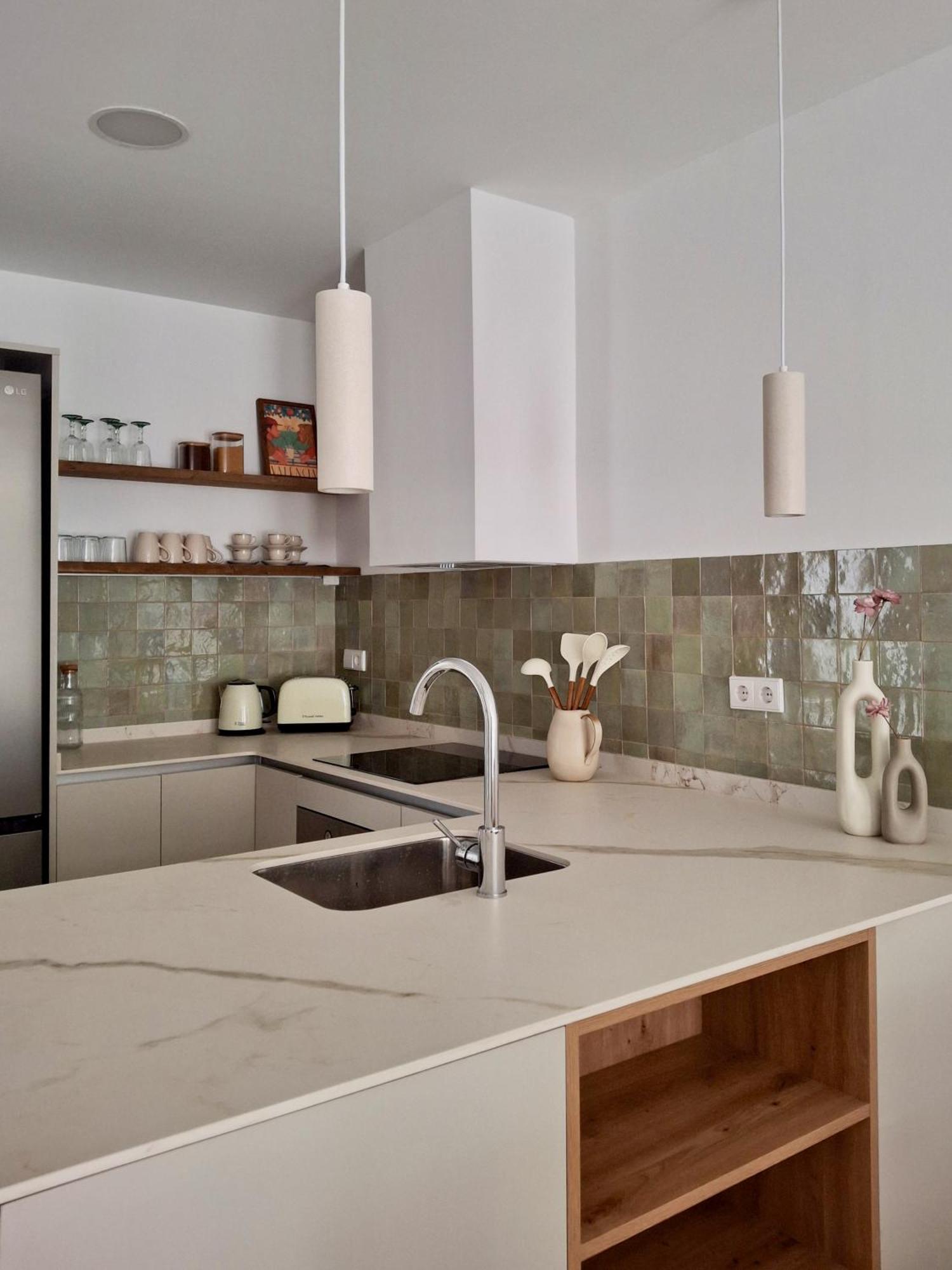 Bonito Apartamento De 2 Habitaciones Cerca De La Estacion Joaquin Sorolla فالنسيا المظهر الخارجي الصورة